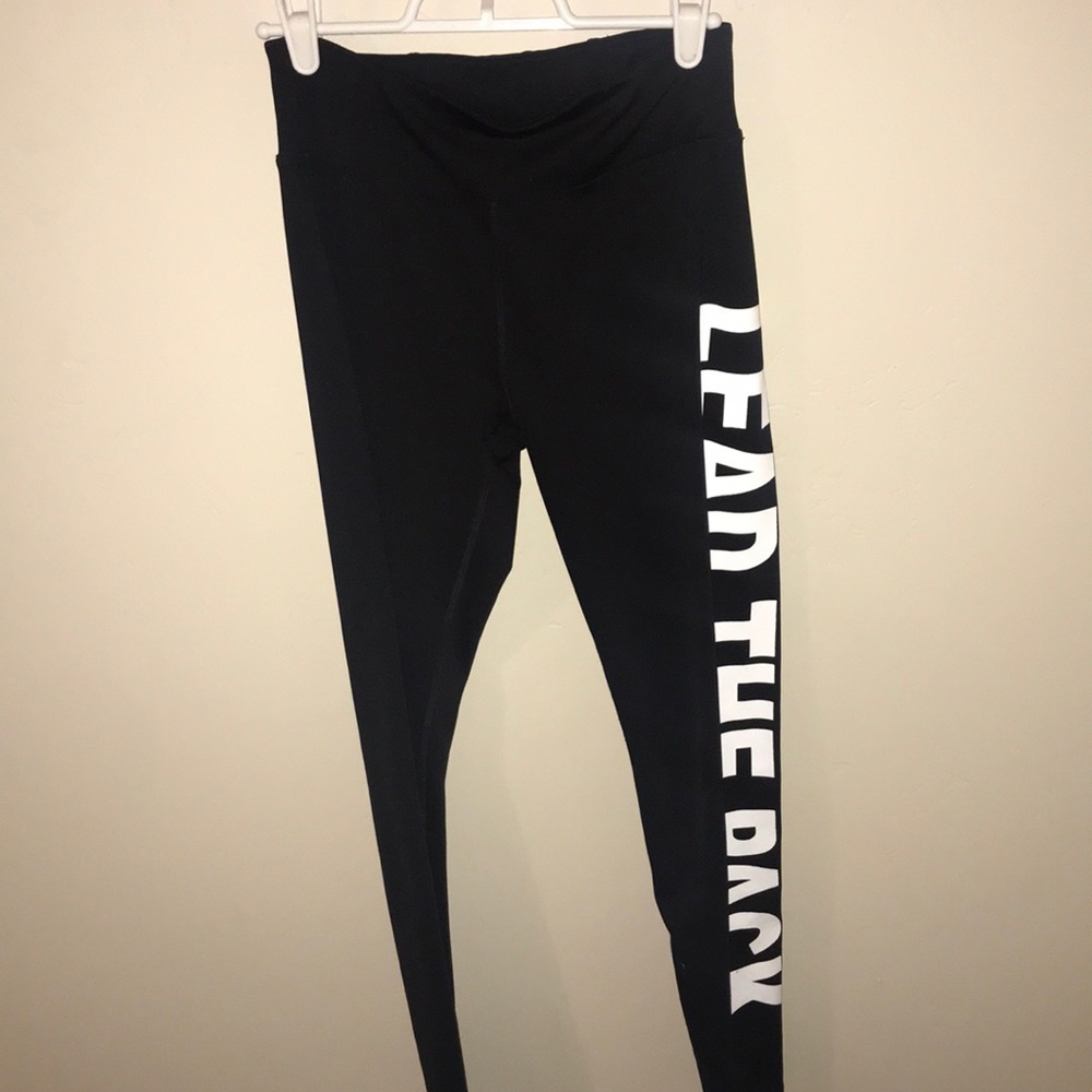 Black “lead the pack” ever-last leggings